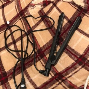 Brand new hair straightener!